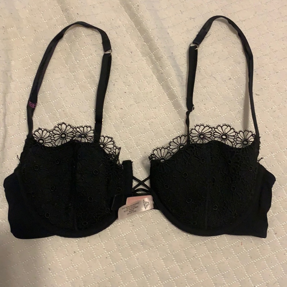 Vintage Victoria’s Secret black push-up 34C